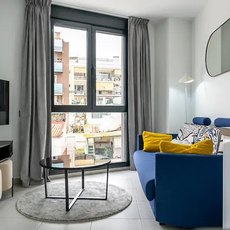 Modern Wave Escape With Private Parking And Rooftop Pool By Namaste Elite Torremolinos